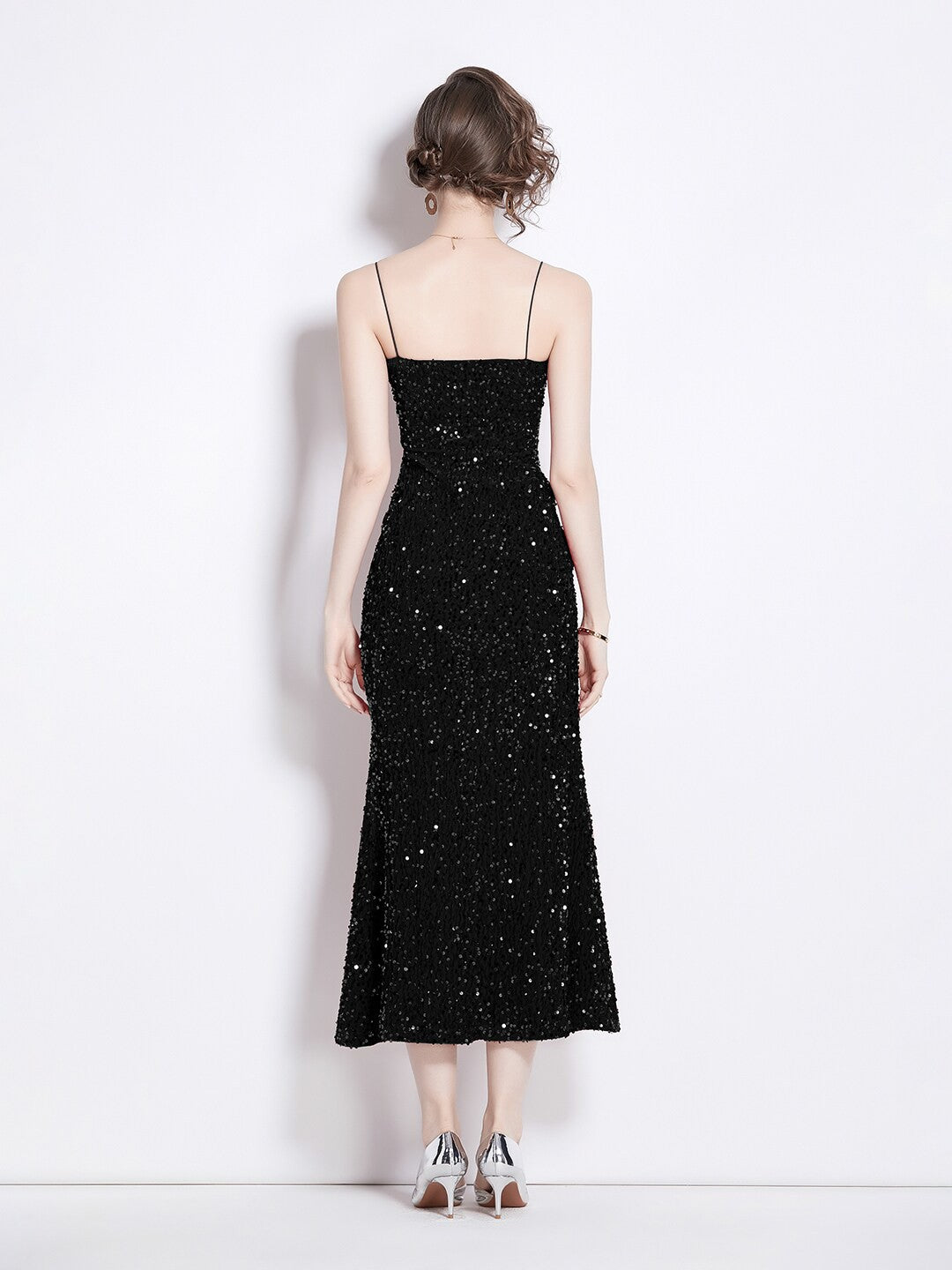 Elegant Black Velvet Sequin Dress - Stunning Evening Gown for Special Occasions, Party, Prom, and Weddings - Comfortable, Stylish, Eye-Catching Design